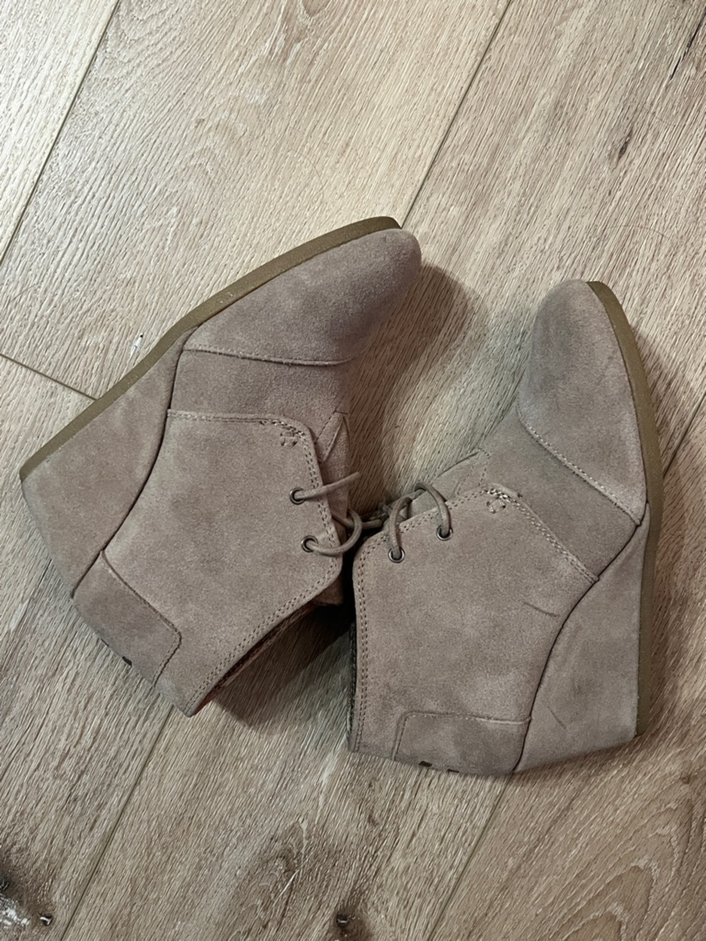 Toms - Taupe Suede Lace-Up Wedge Ankle Boots, Great Condition! Size 8.